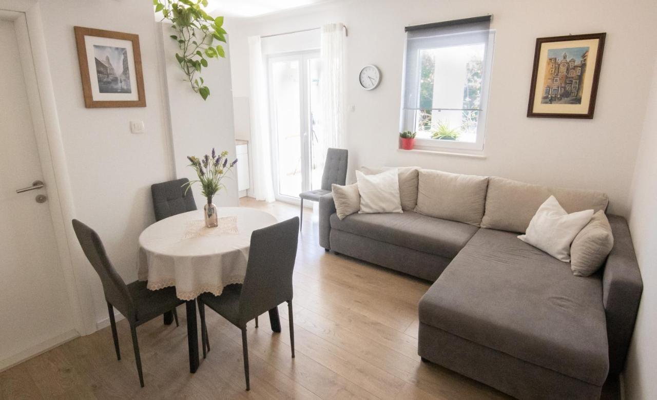 Apartman Grepo Makarska Eksteriør billede